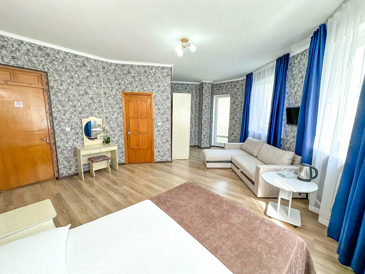 Гостиница Вива Виктория Адлер-9